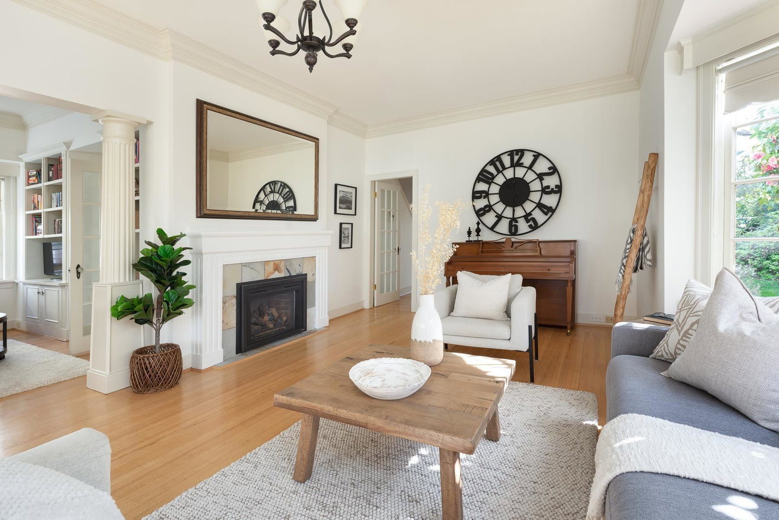 Listing Image 9