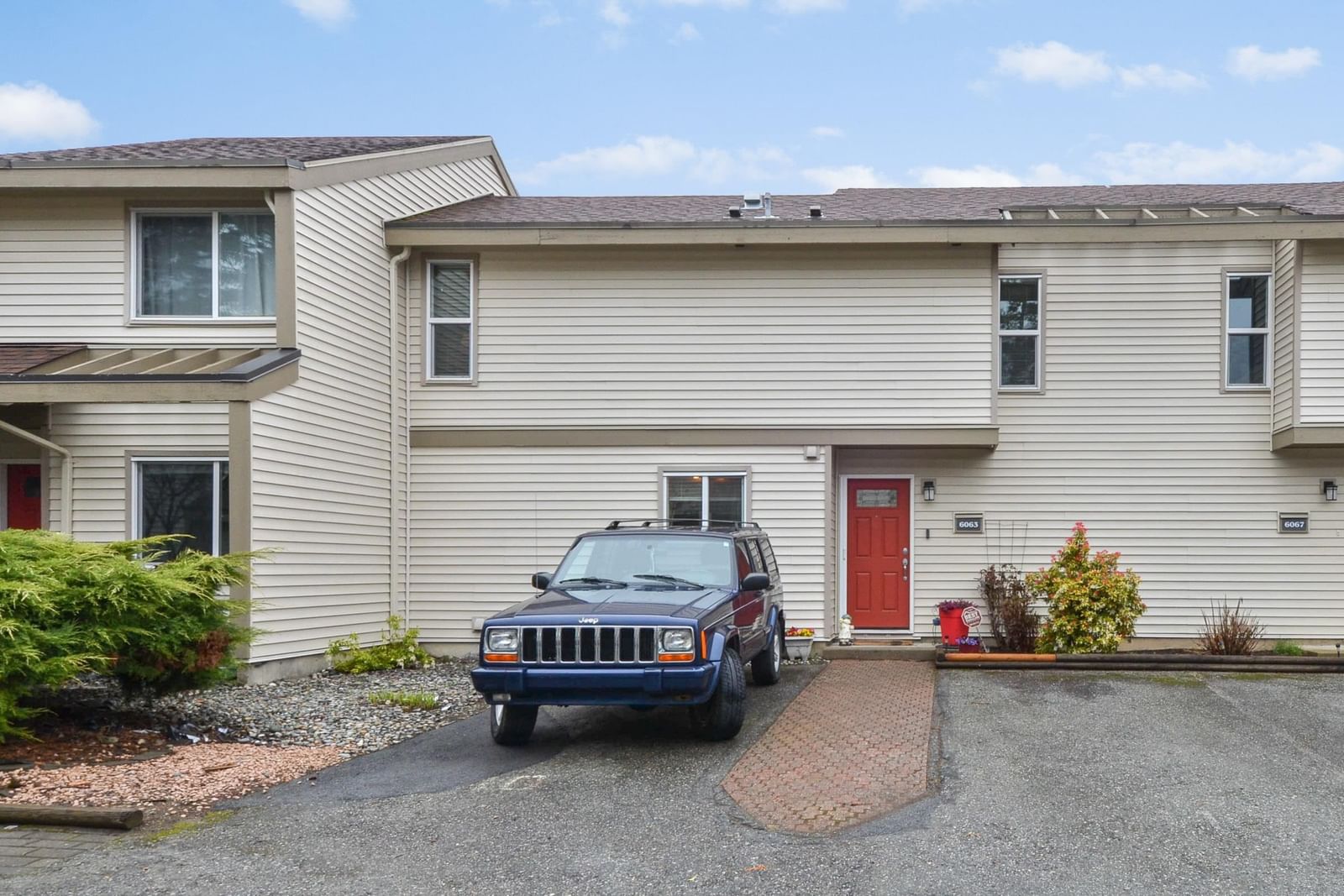 Listing Image 20