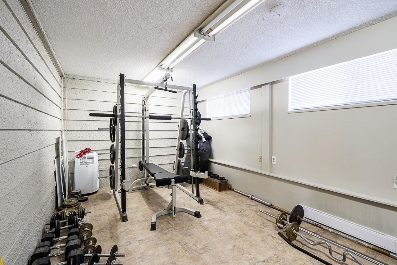 Listing Image 14