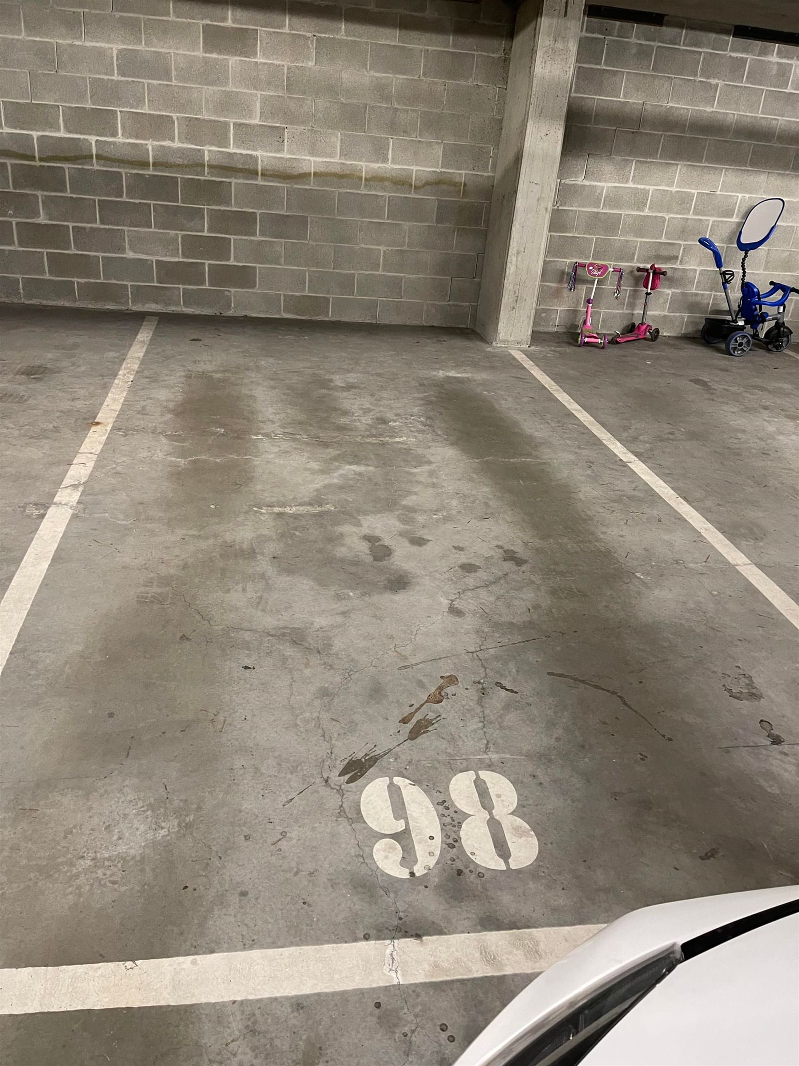 Listing Image 17