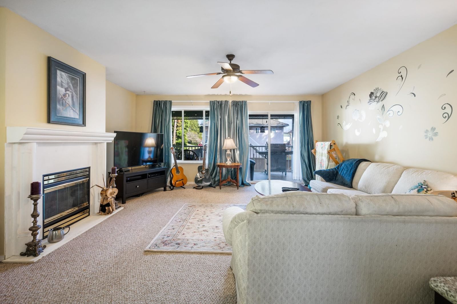 Listing Image 11
