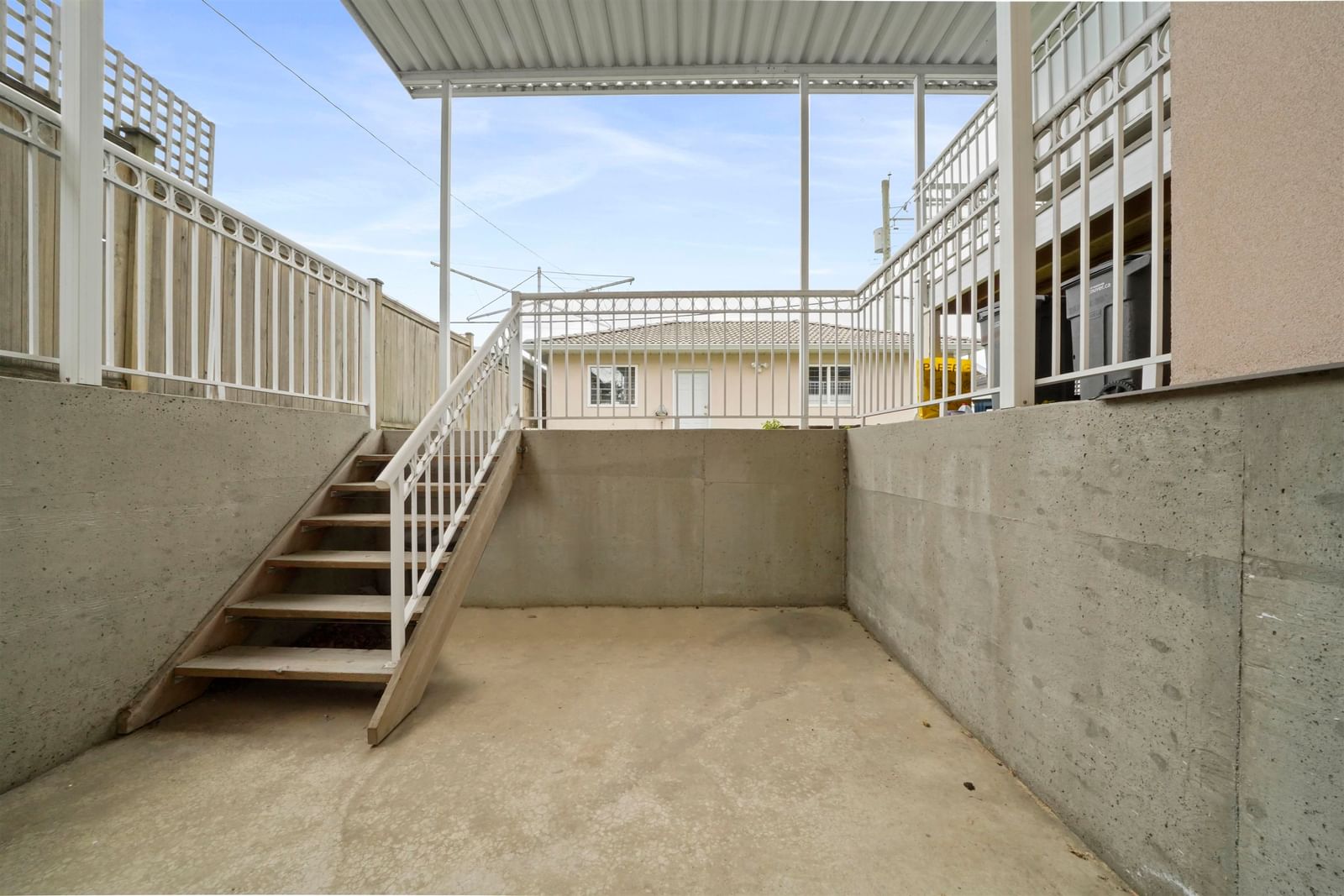 Listing Image 26