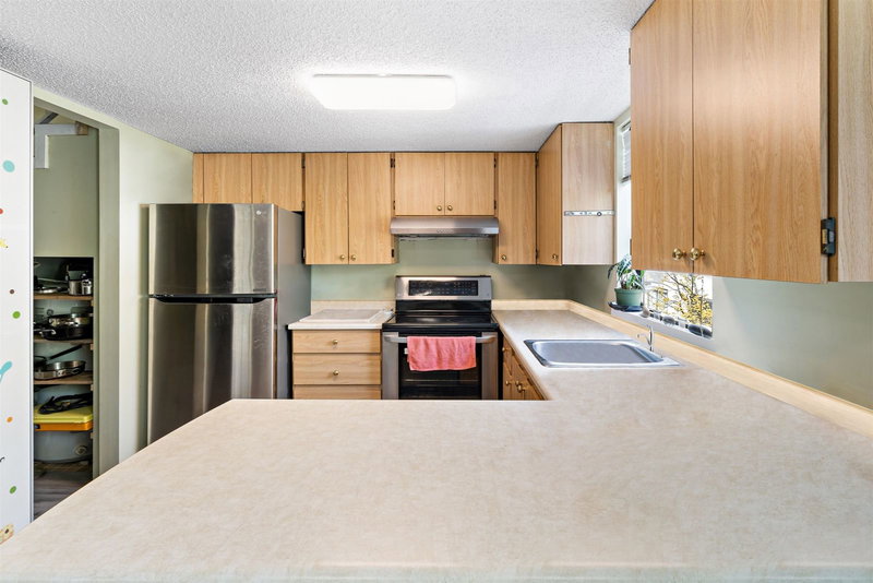 201 - 13316 71b Avenue, Surrey, V3W 7Z4 | Image 3