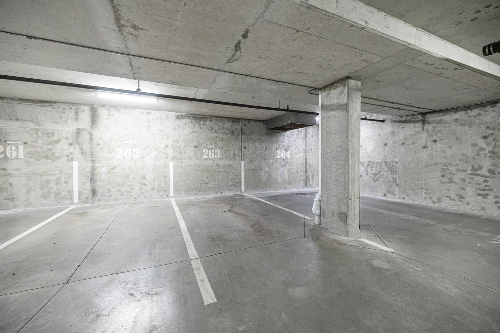 Listing Image 30