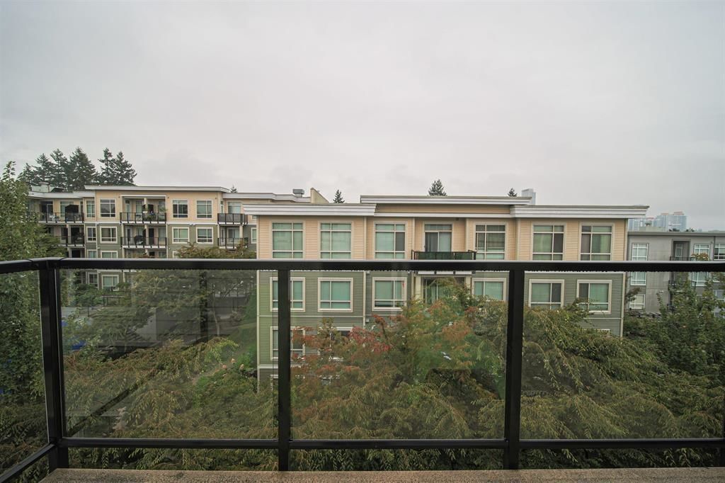 Listing Image 16