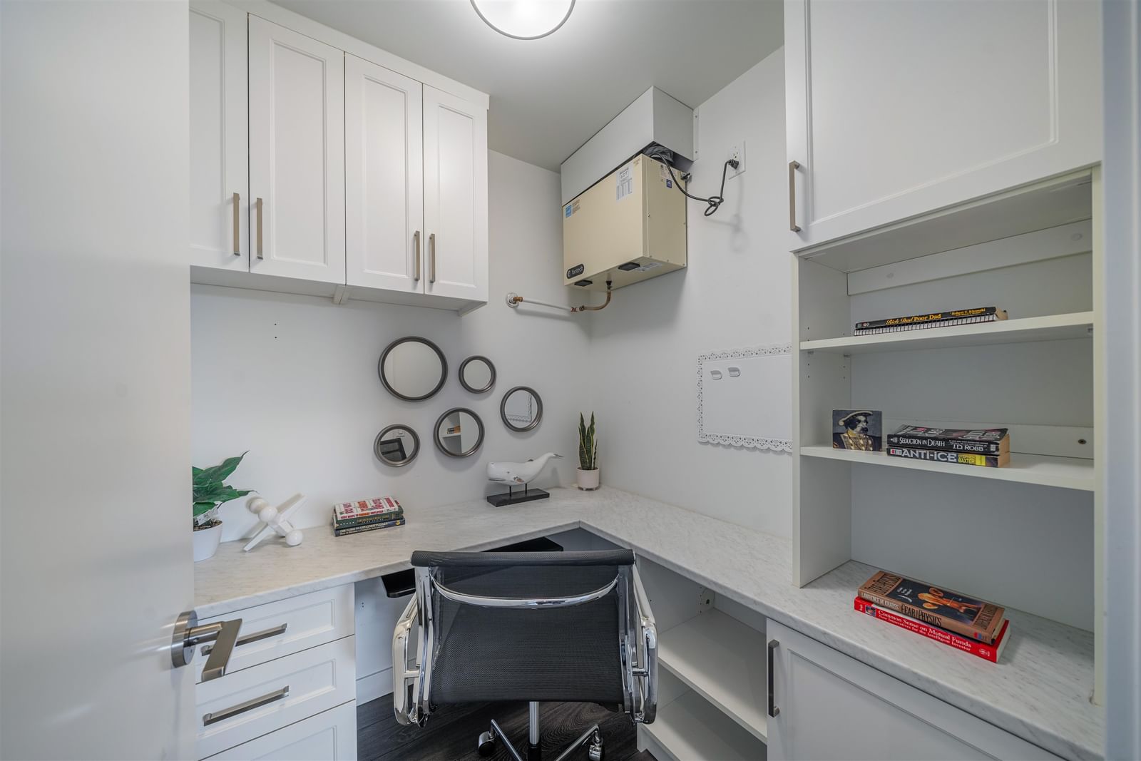 Listing Image 19