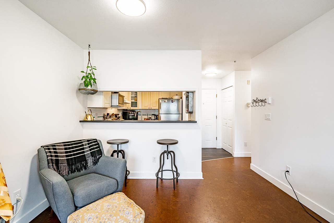 Listing Image 16