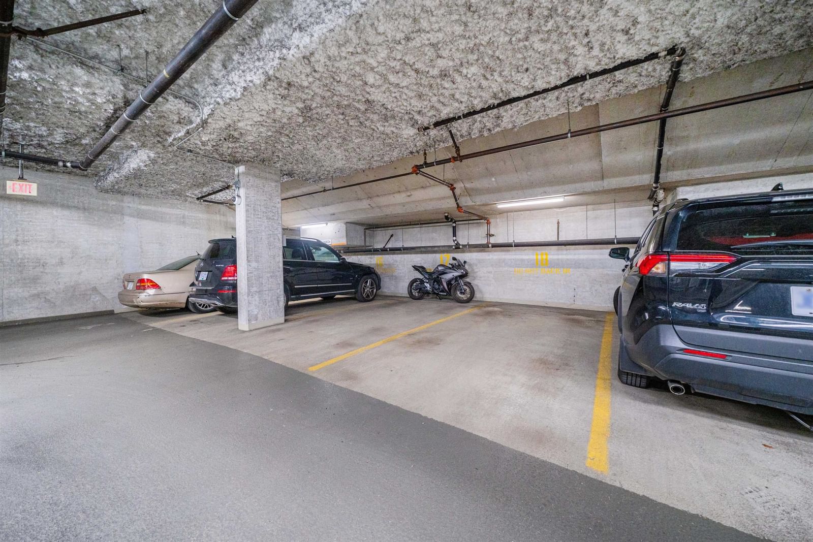 Listing Image 21