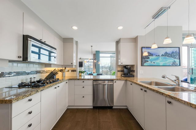 303 - 1710 Bayshore Drive