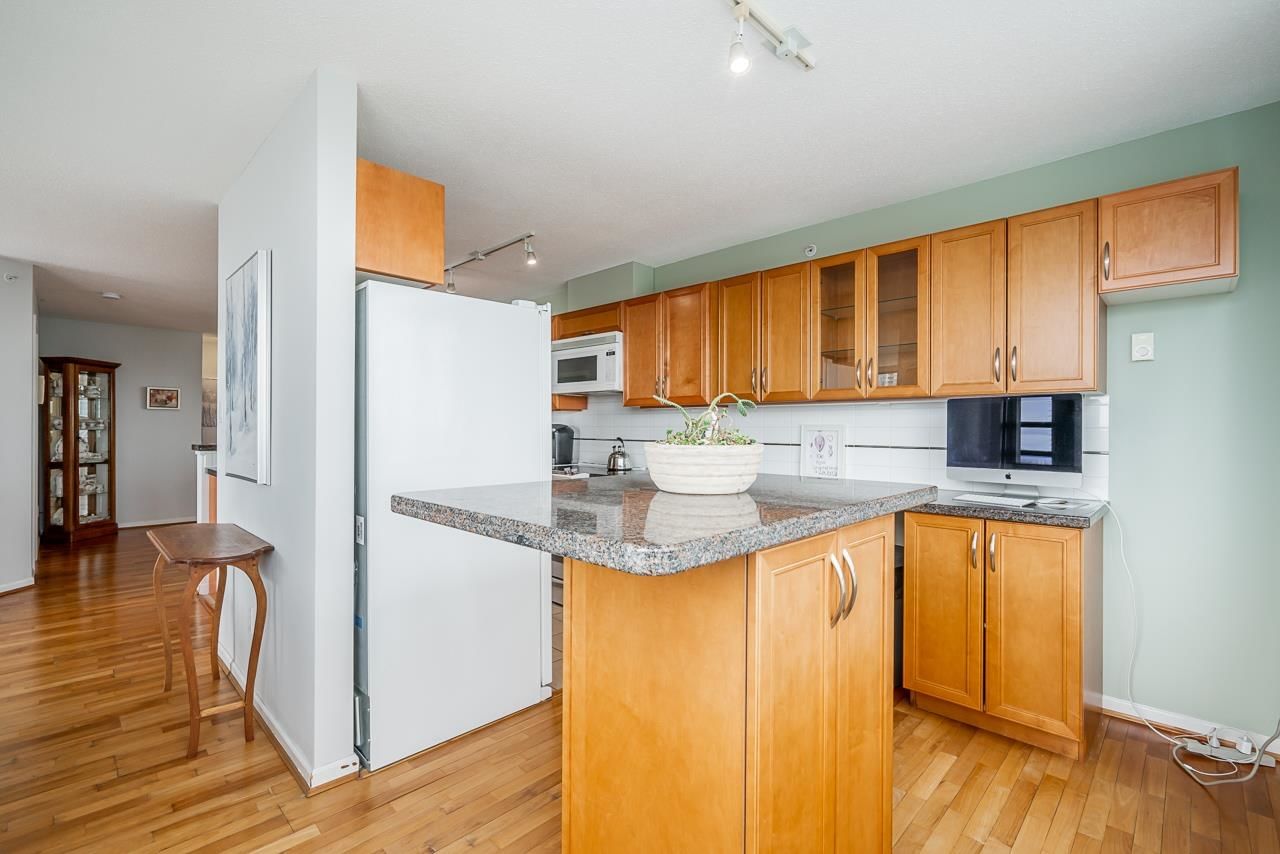 Listing Image 14