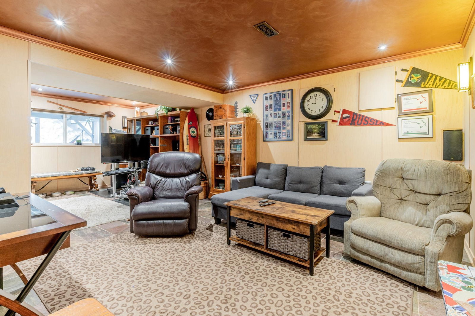 Listing Image 18