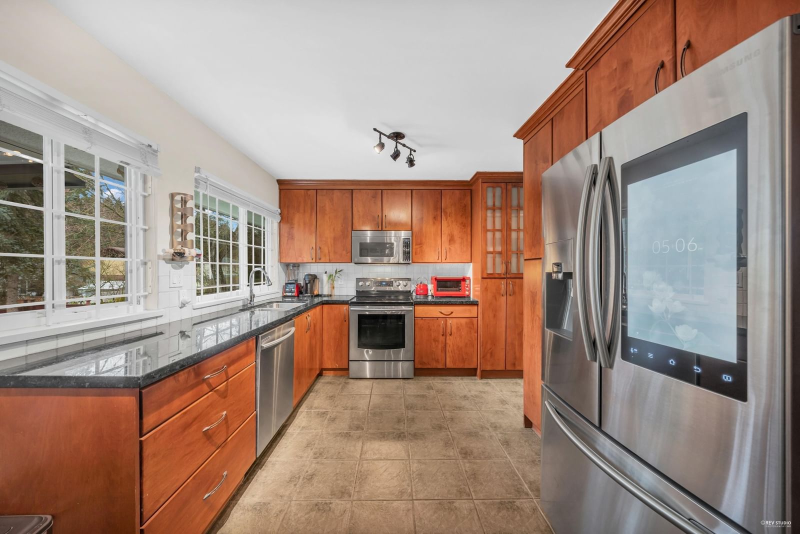 Listing Image 13