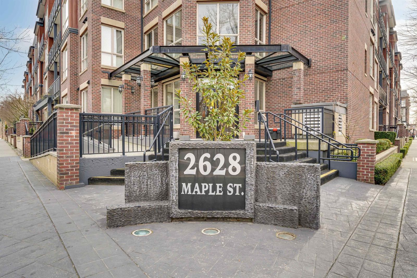 Listing Image 1
