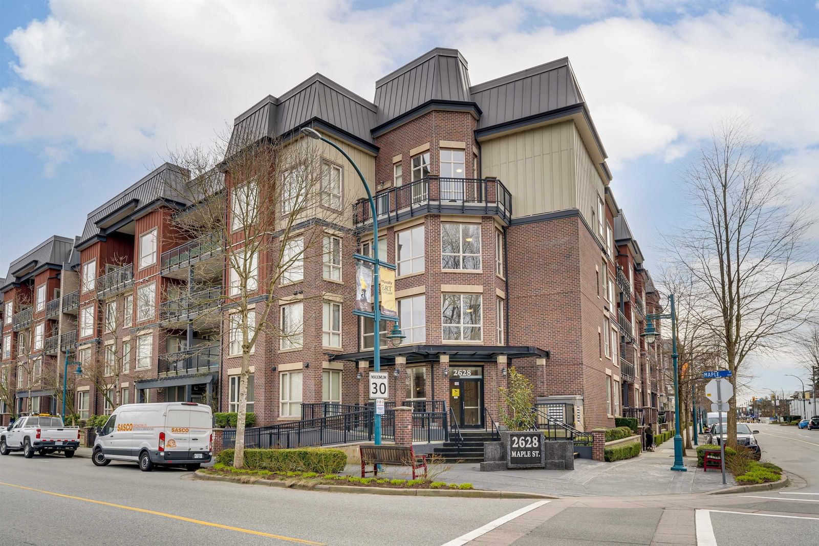 Listing Image 16