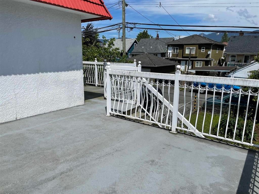 Listing Image 28