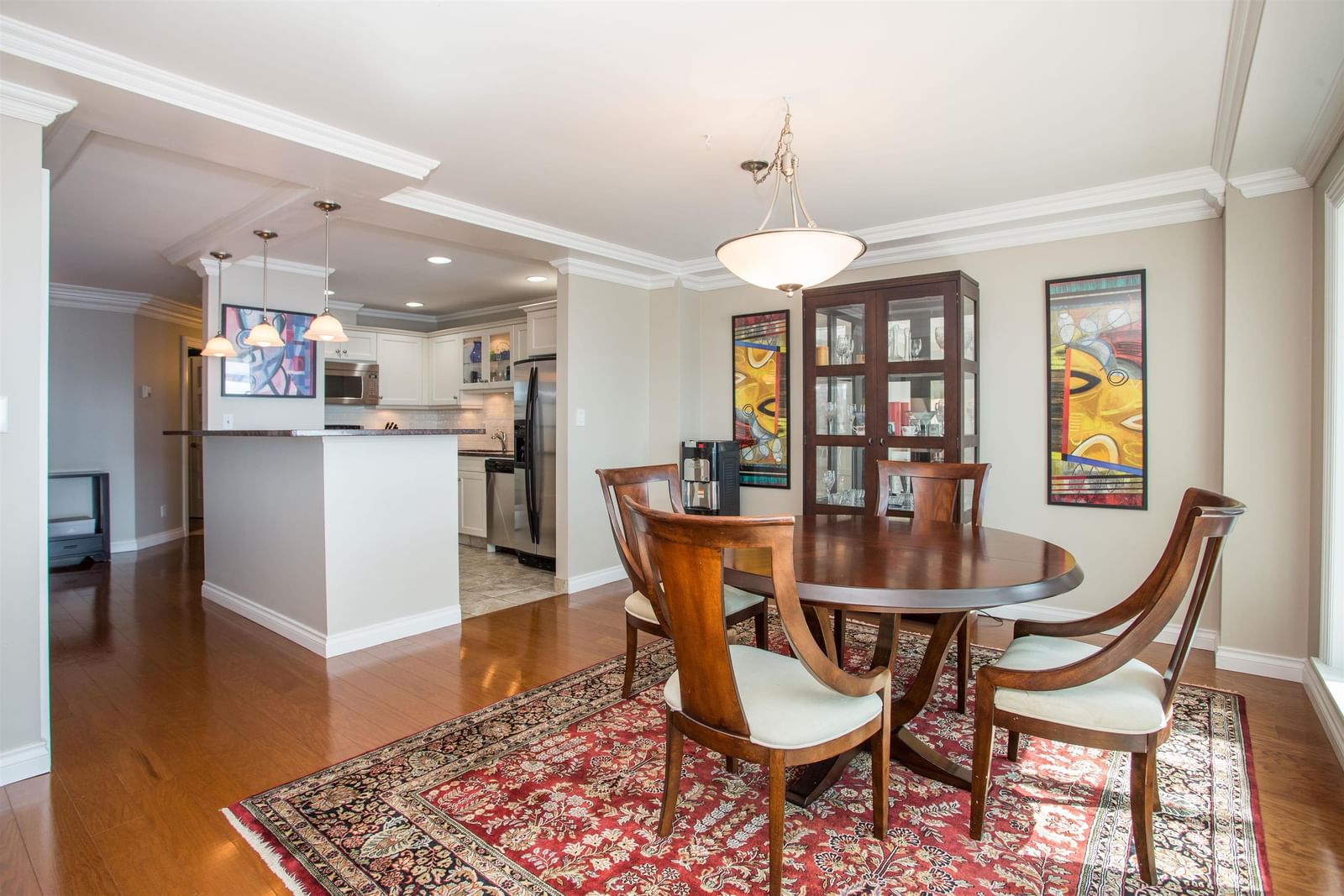 Listing Image 9