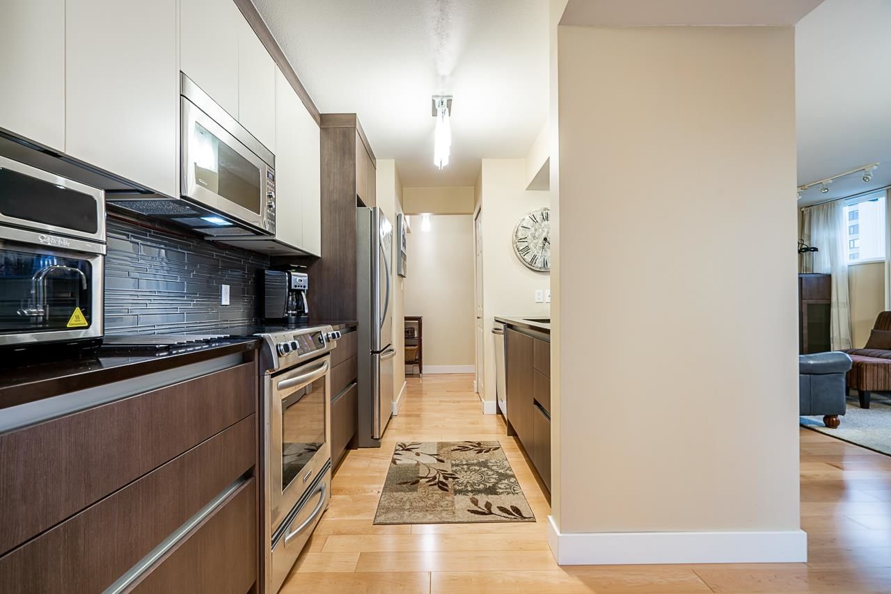 Listing Image 8