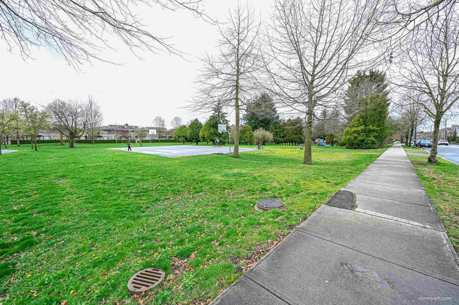 Listing Image 18