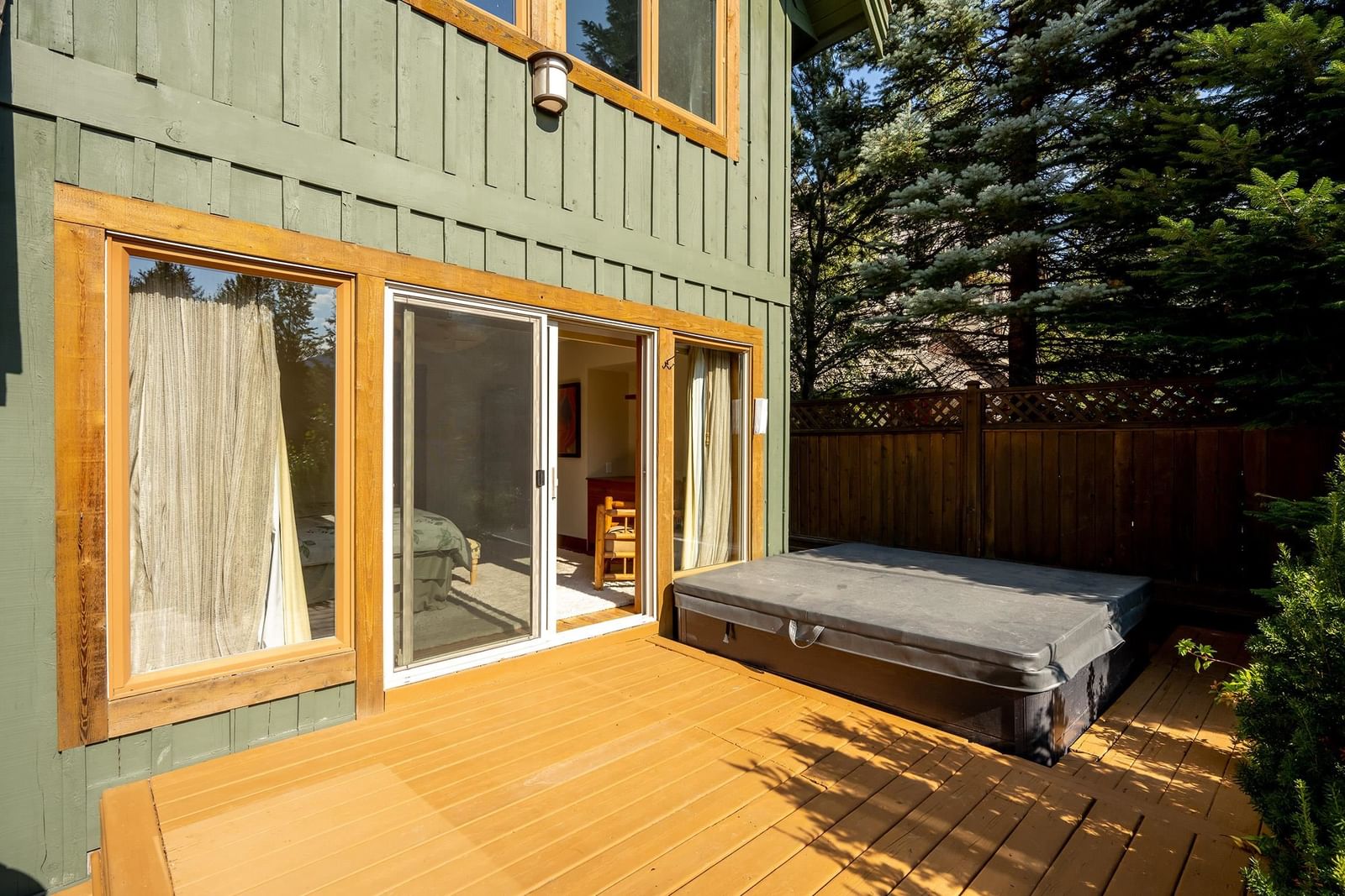 Listing Image 10
