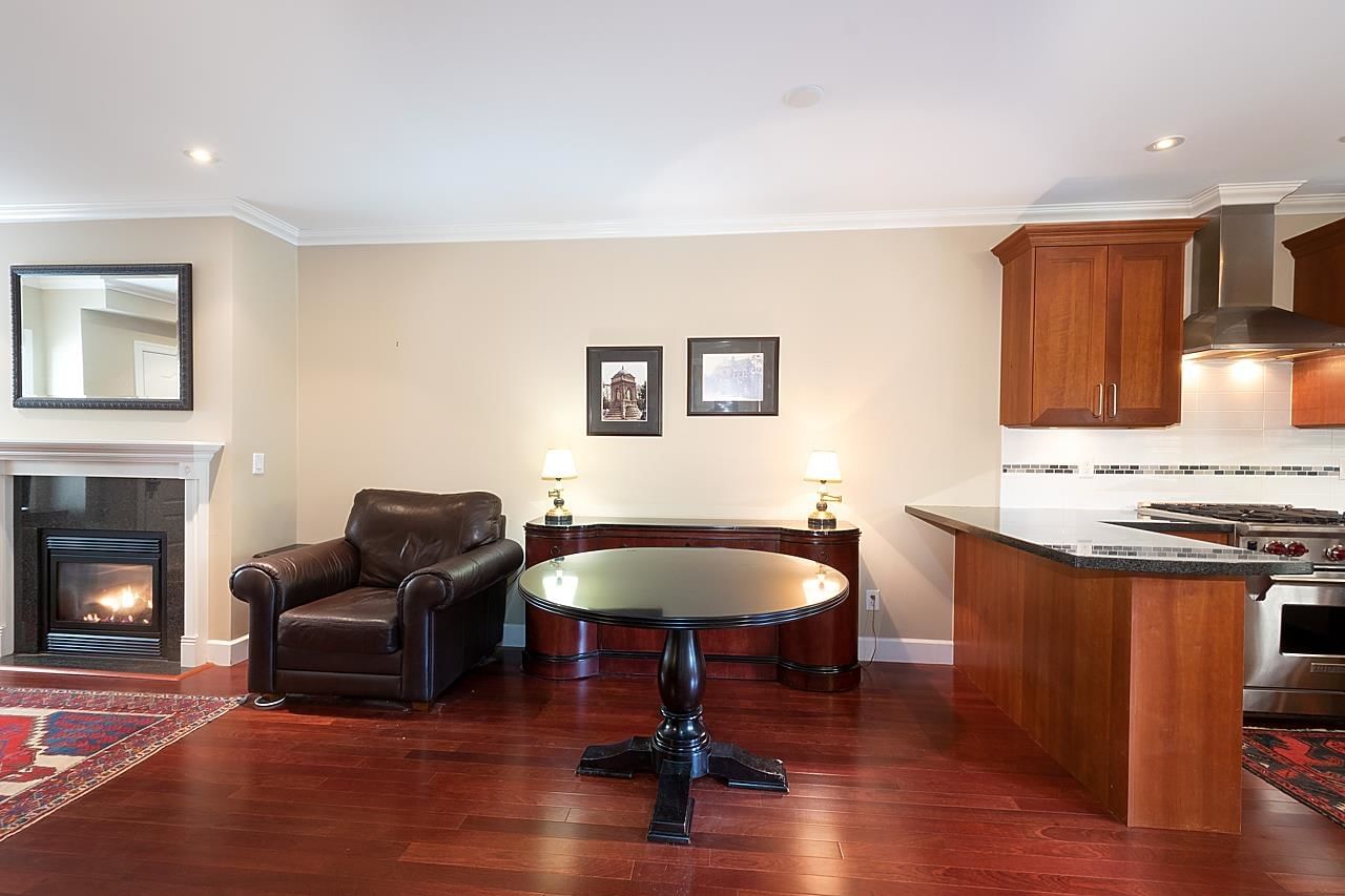 Listing Image 15