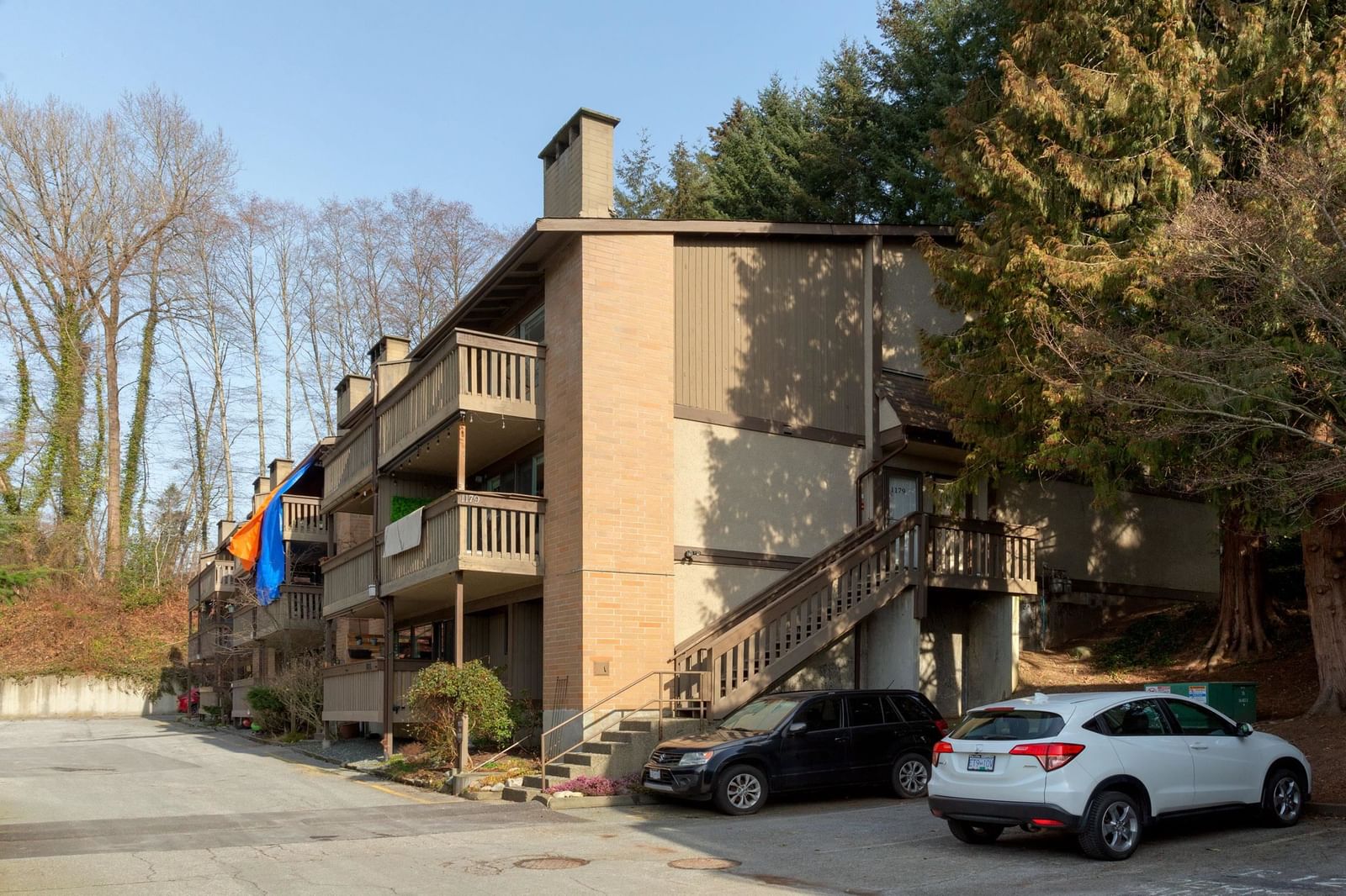 Listing Image 15
