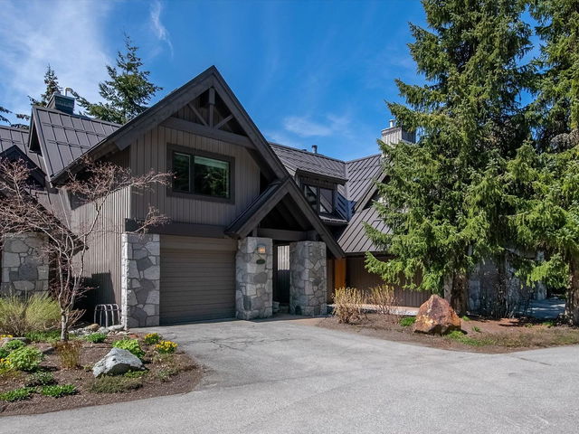 23 - 4700 Glacier Drive
