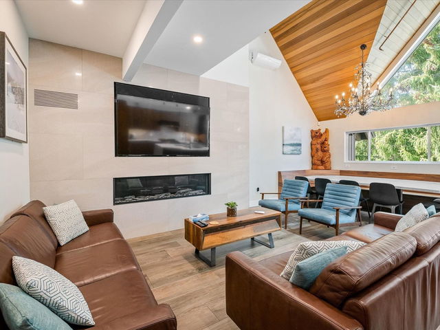 23 - 4700 Glacier Drive
