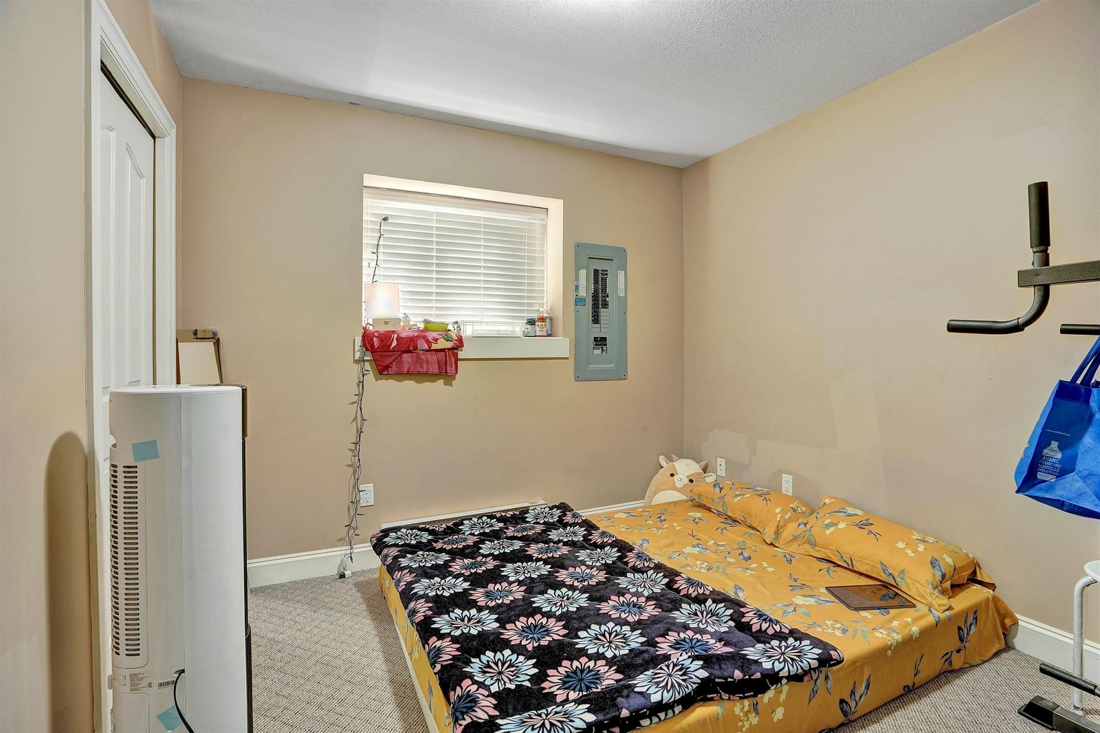 Listing Image 29