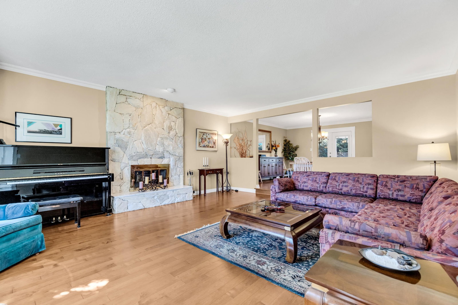 Listing Image 7