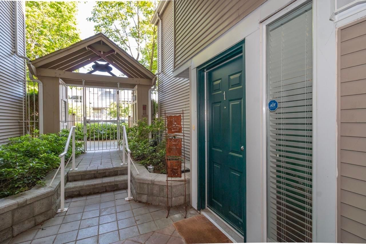 Listing Image 12