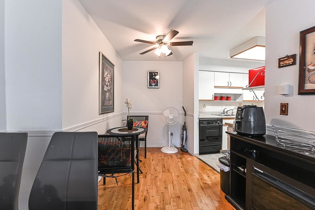 Listing Image 20