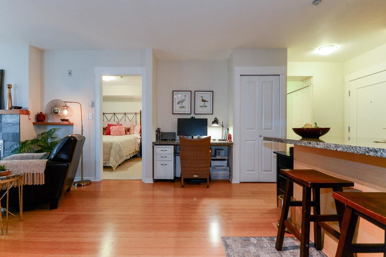 Listing Image 16