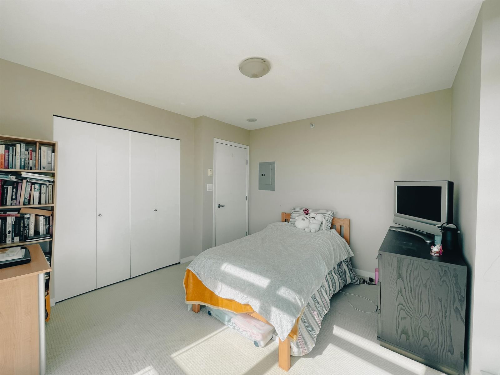 Listing Image 17