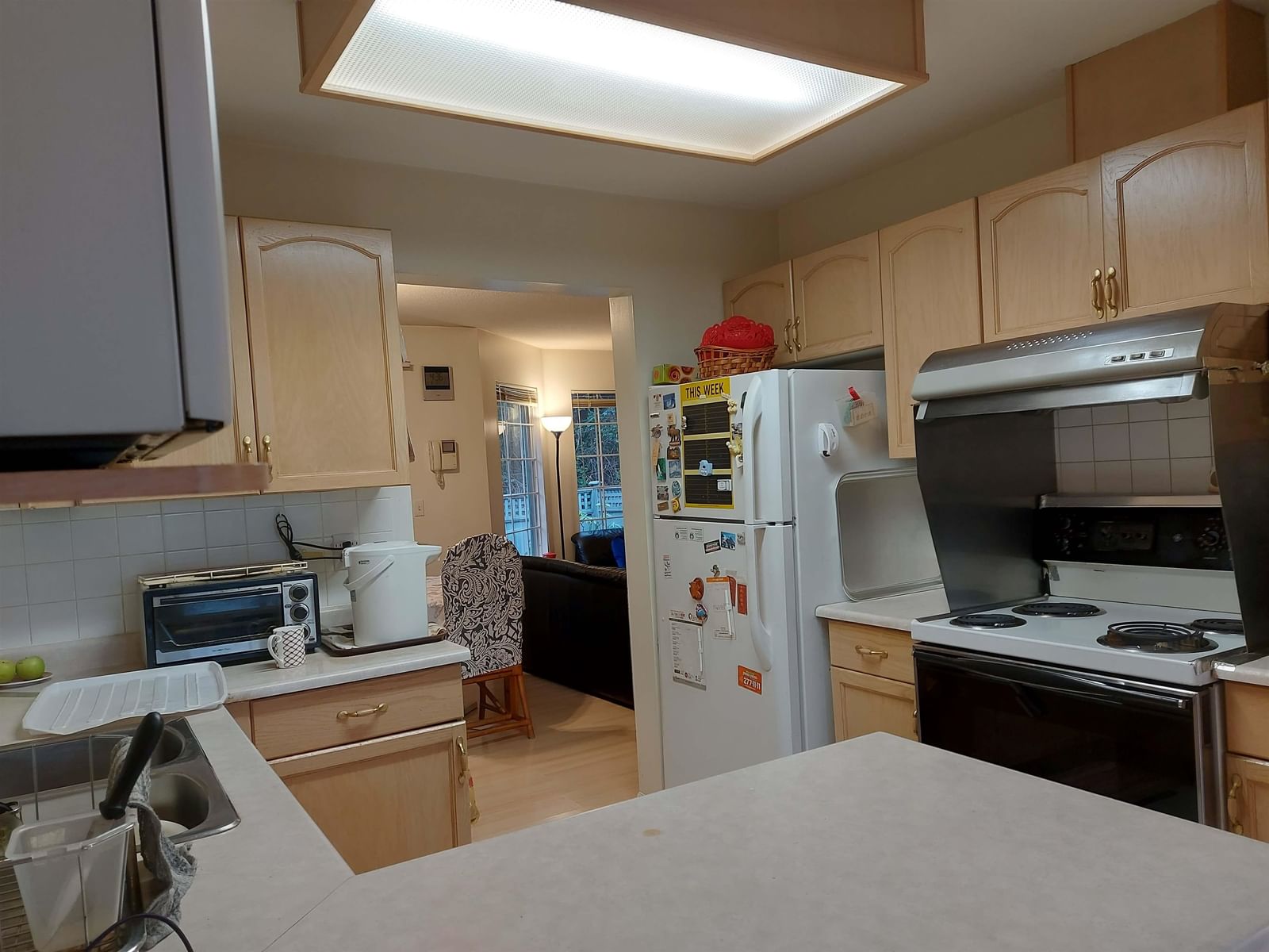 Listing Image 12