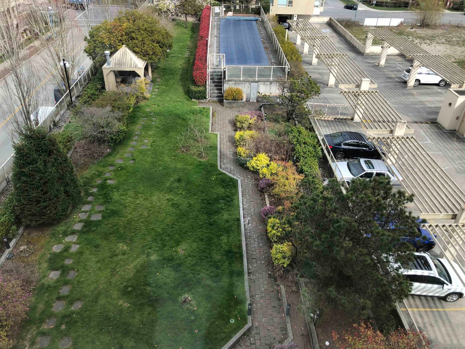Listing Image 14