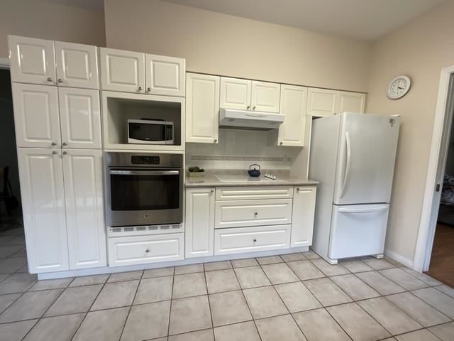 Listing Image 18