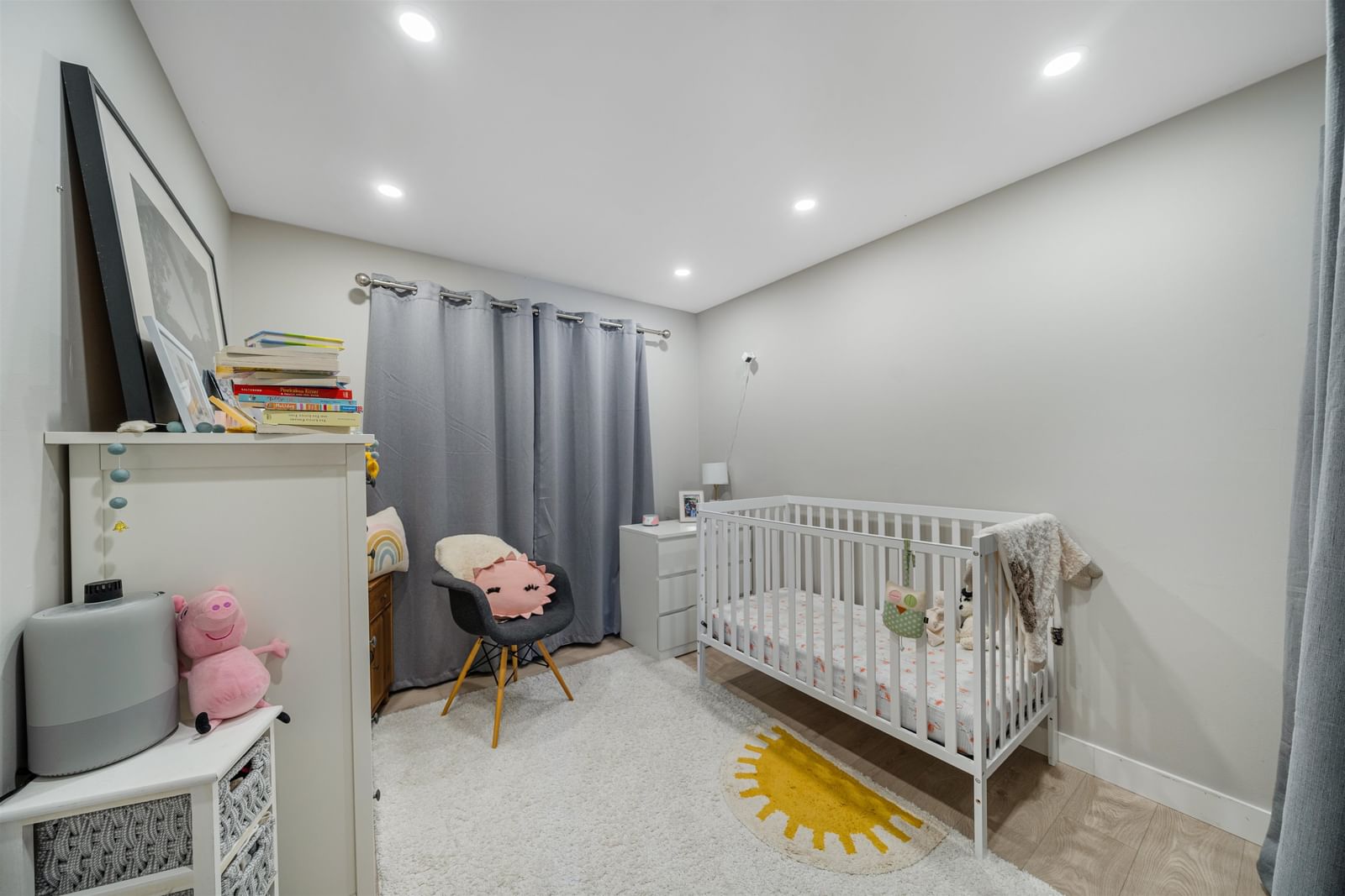 Listing Image 15