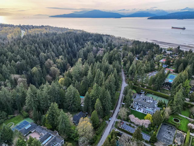 1825 Drummond Drive