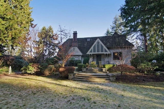 1750 Drummond Drive