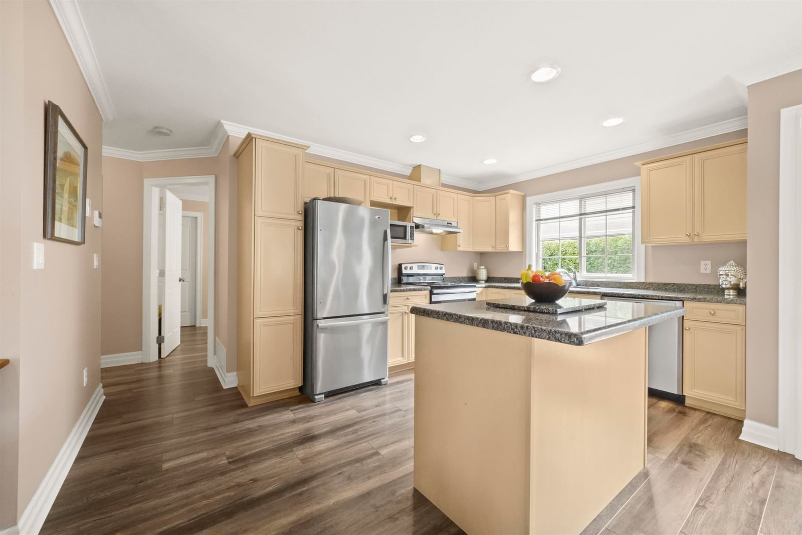 Listing Image 15