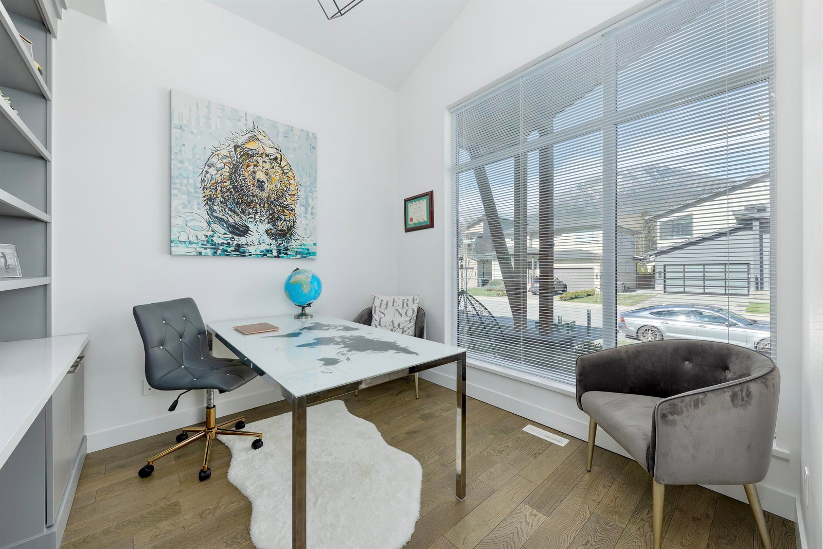 Listing Image 10