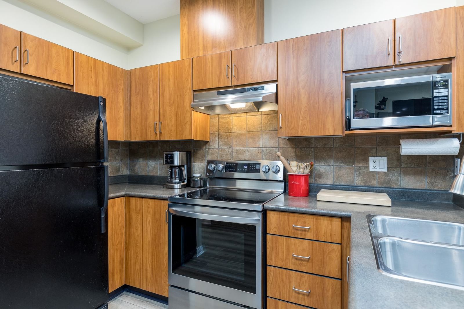 Listing Image 13