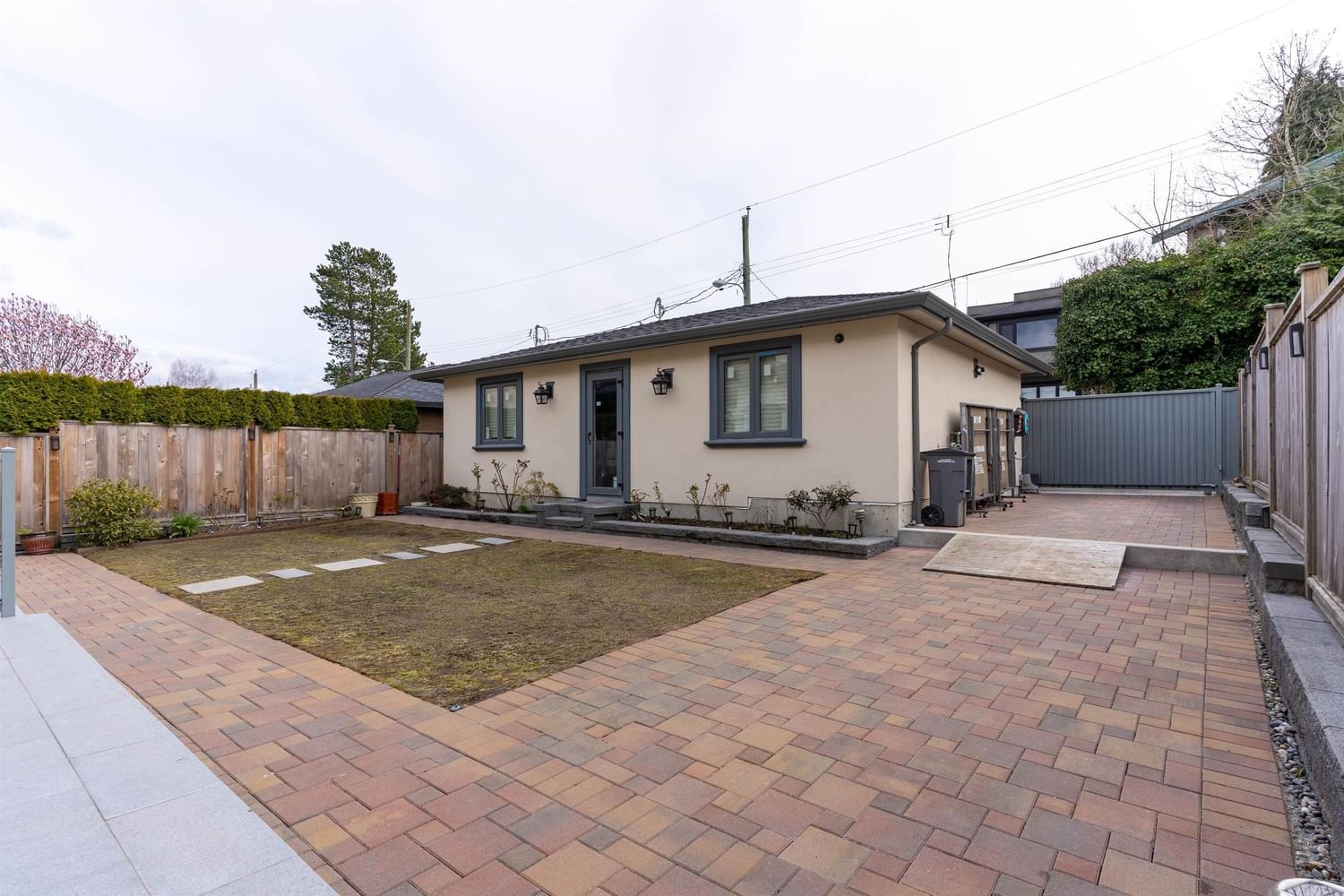 Listing Image 37