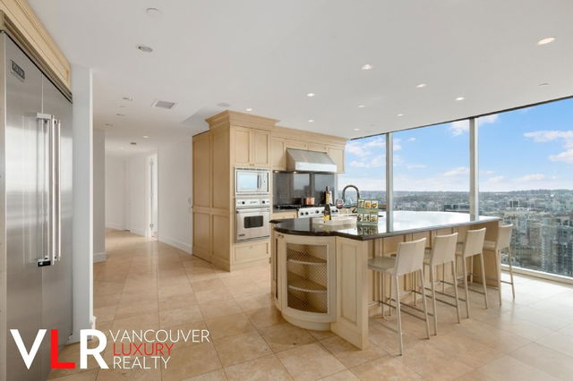3603 - 938 Nelson Street