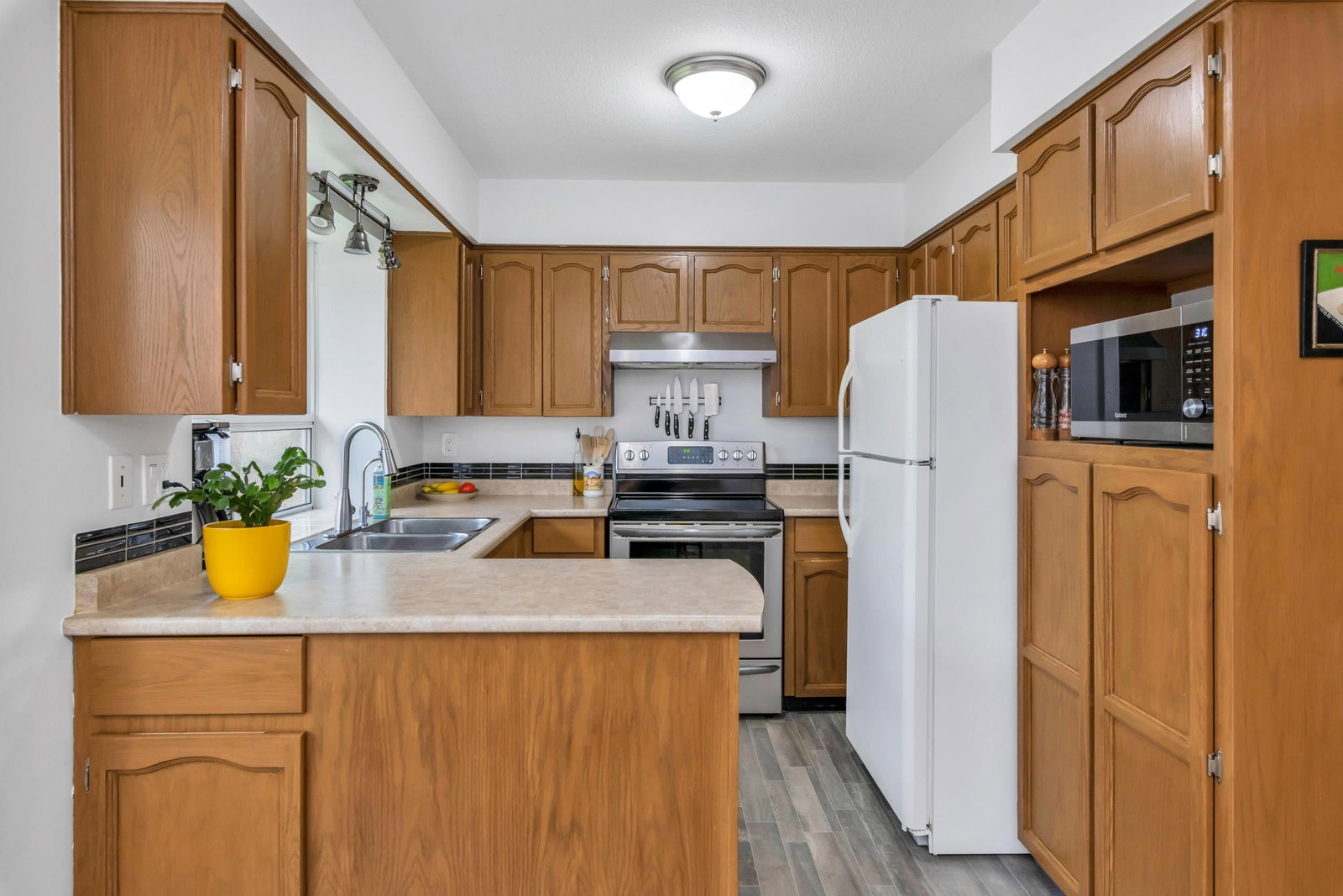 Listing Image 15
