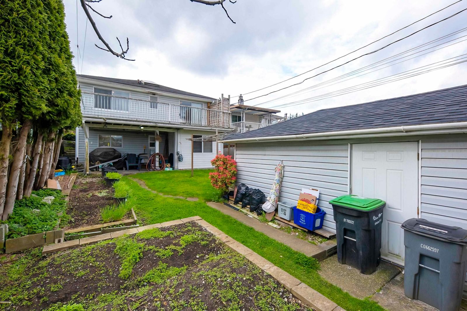 Listing Image 11