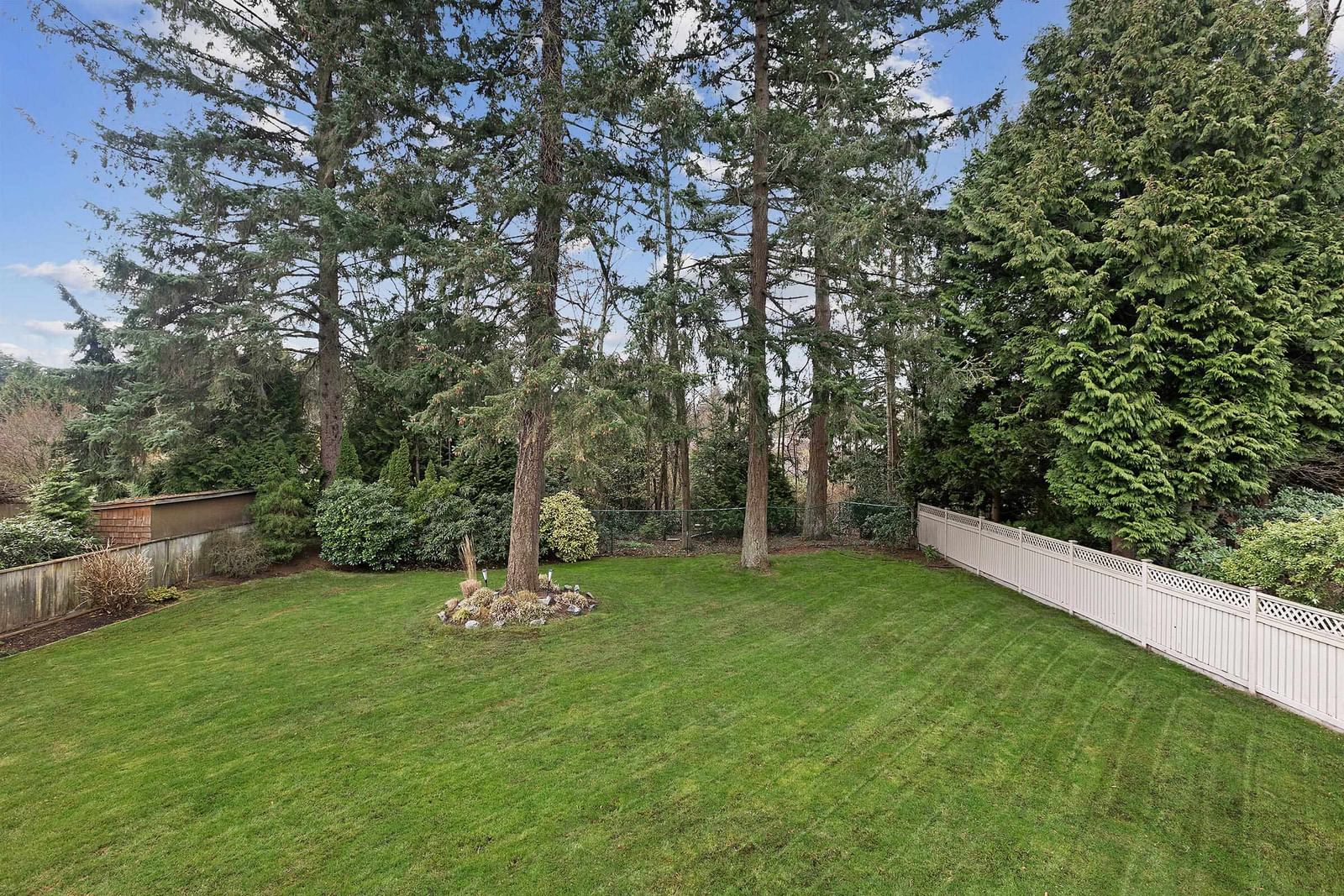 Listing Image 33