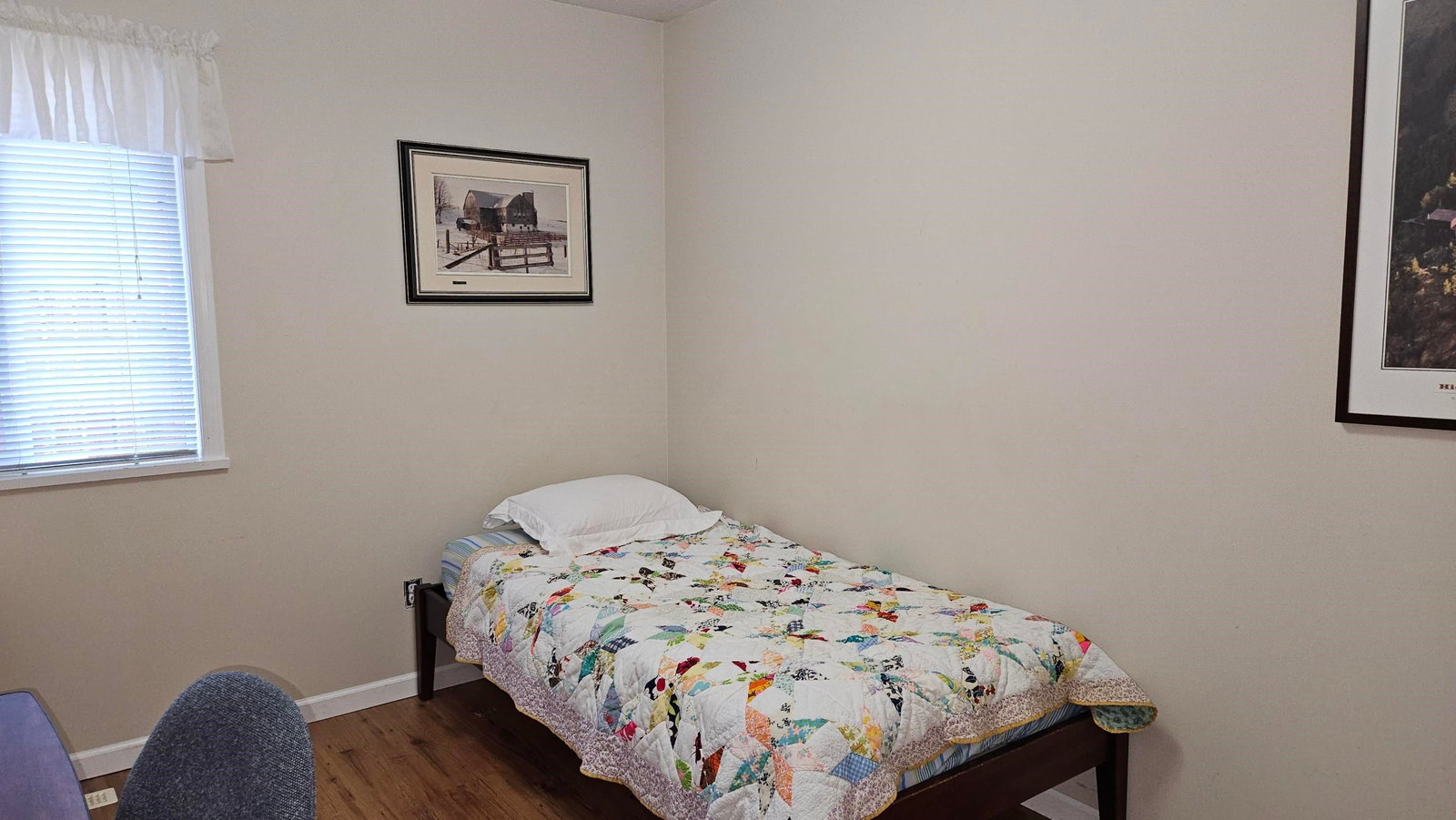 Listing Image 22