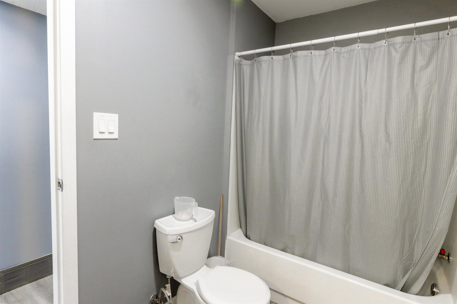 Listing Image 30