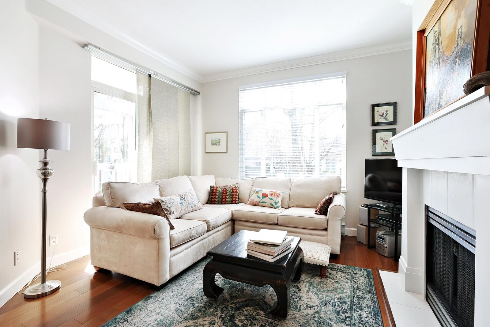 Listing Image 5